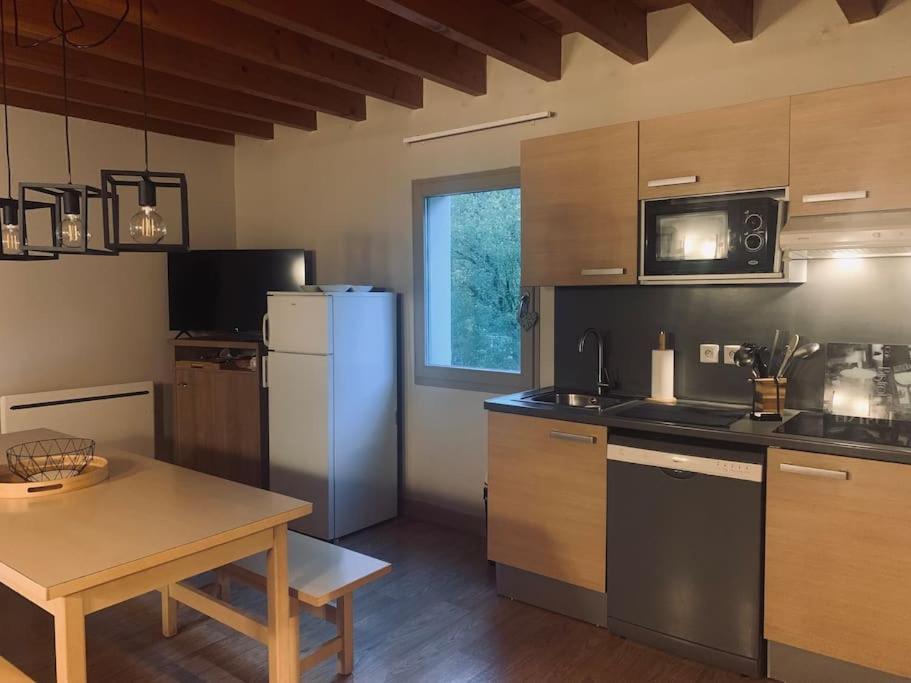 אראו Appartement Chaleureux Chez Nadege Et Raphael מראה חיצוני תמונה