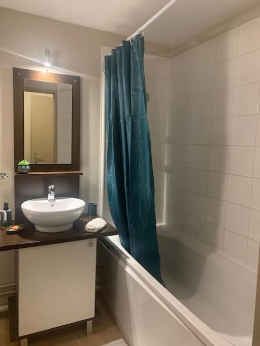 אראו Appartement Chaleureux Chez Nadege Et Raphael מראה חיצוני תמונה